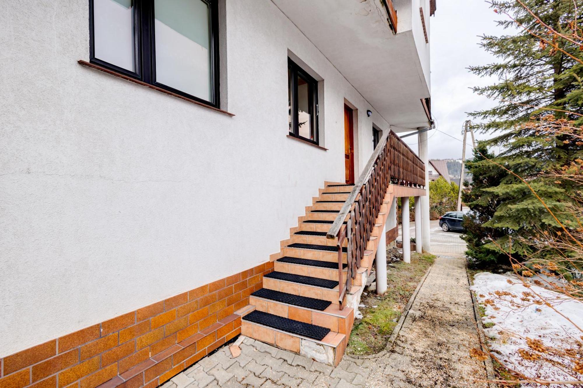 Rodzinny Tatra Giewont View Skibowki 11a By Rentilopl Apartment Zakopane