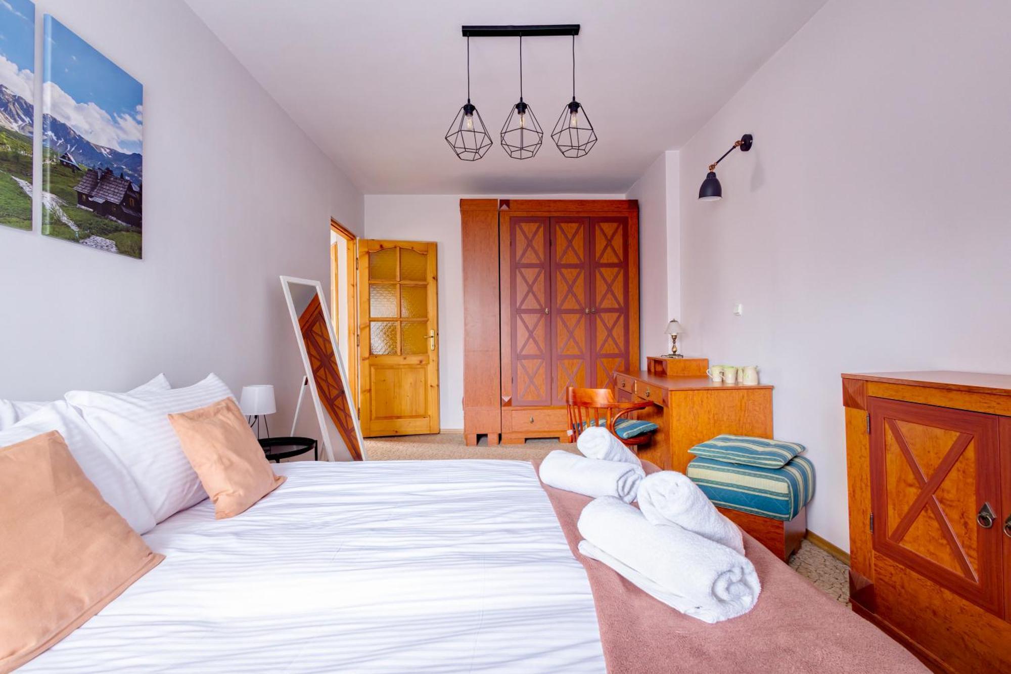 Rodzinny Tatra Giewont View Skibowki 11a By Rentilopl Apartment *
